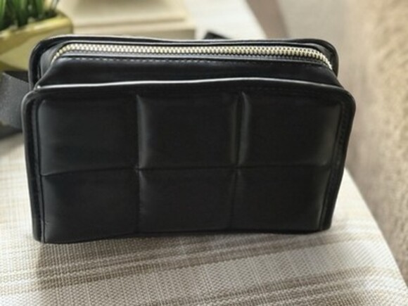 Amanda Uprichard Black Quilted Belt Bag Standard Size 0-14 R2Ship - Picture 3 of 5